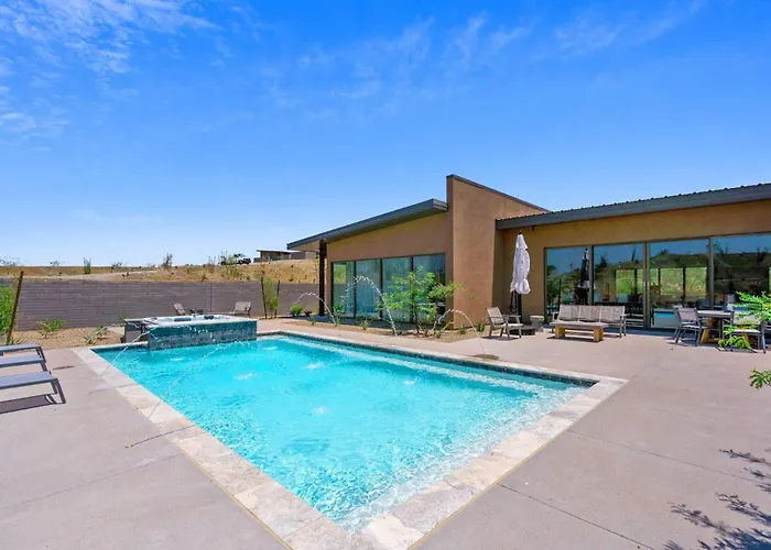 Paradise Canyon-private Event Venue-estate 1&2 Holiday home *