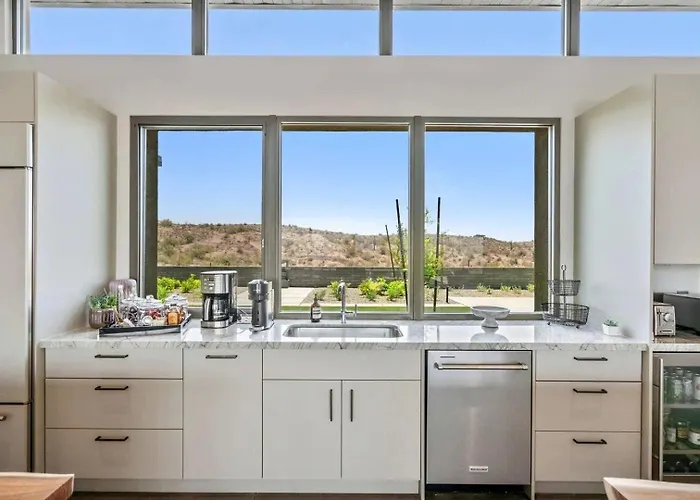 Paradise Canyon-private Event Venue-estate 1&2 Holiday home *
