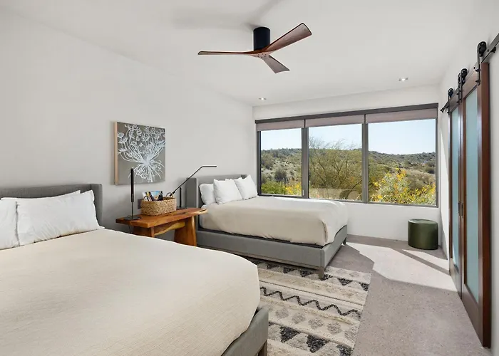 Holiday home Paradise Canyon-private Event Venue-estate 1&2 Fort McDowell
