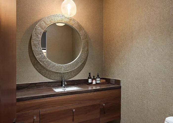 Holiday home Paradise Canyon-private Event Venue-estate 1&2
