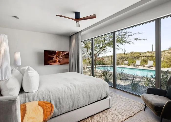 Holiday home Paradise Canyon-private Event Venue-estate 1&2 *