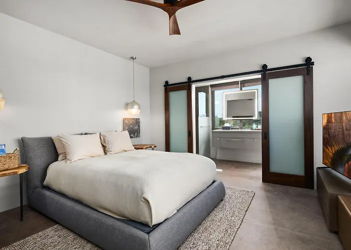 Paradise Canyon-private Event Venue-estate 1&2 Holiday home *